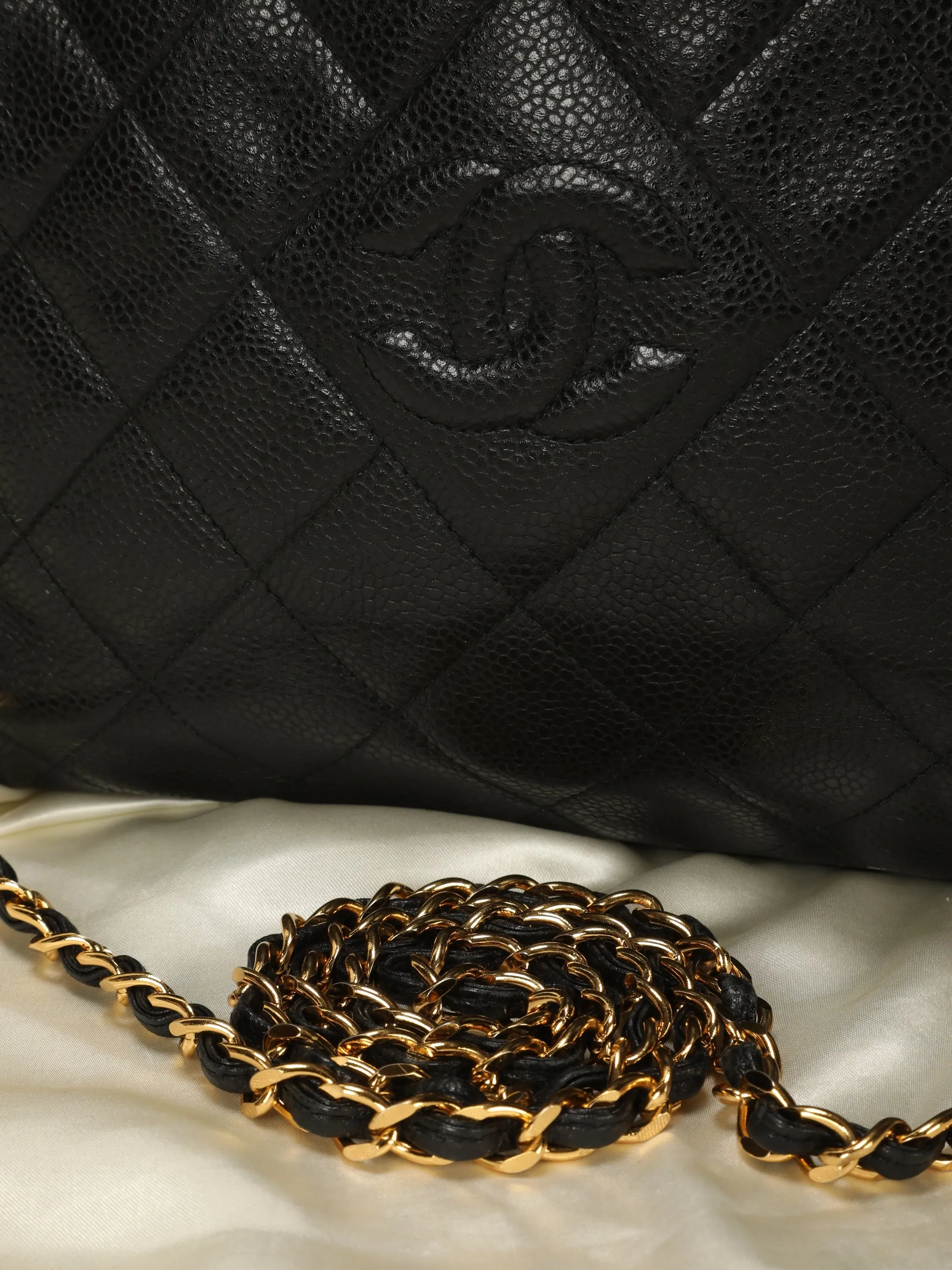 CL Timeless Caviar Camera Bag