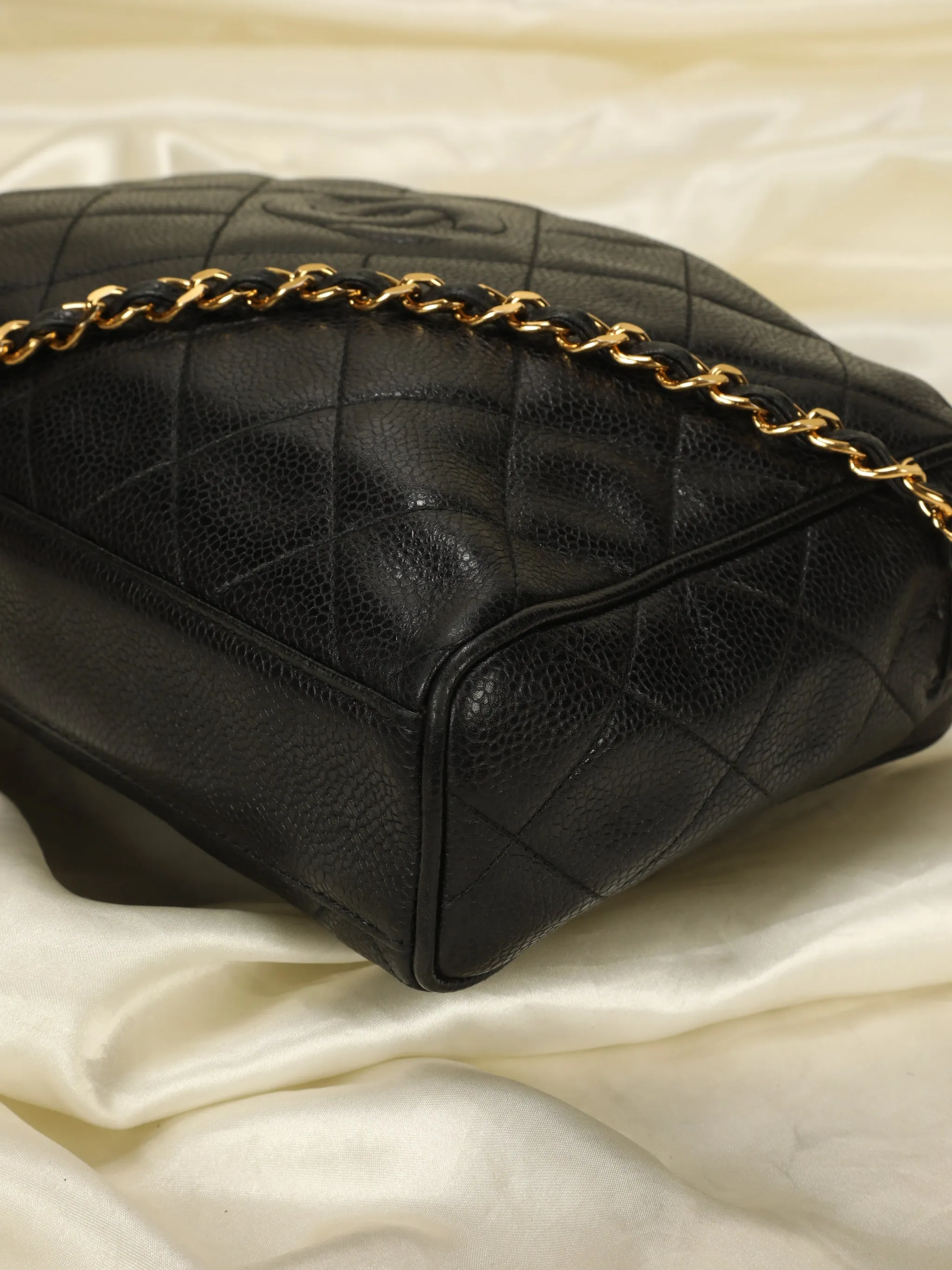 CL Timeless Caviar Camera Bag