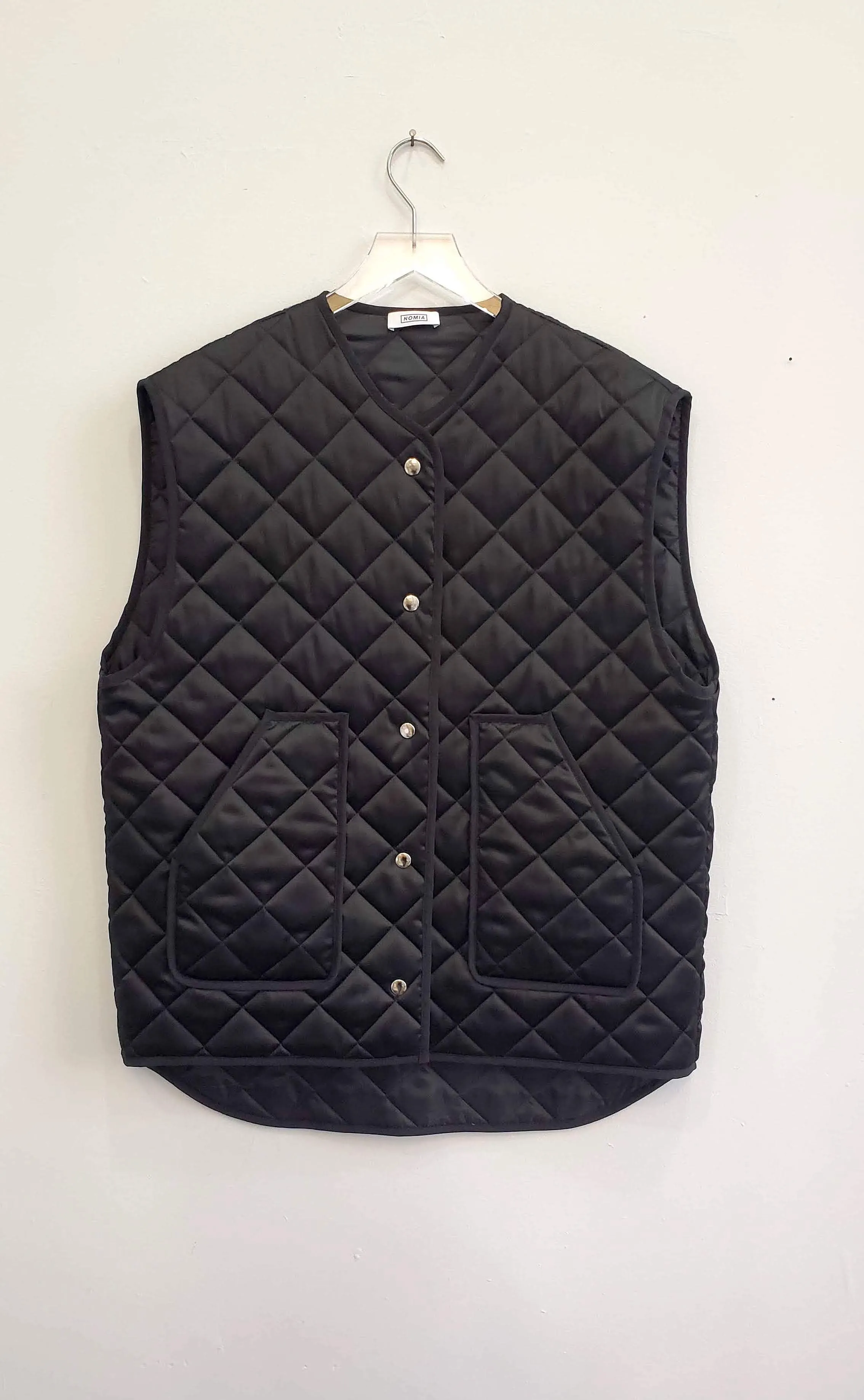 Oversized Quilted Vest - Black Satin